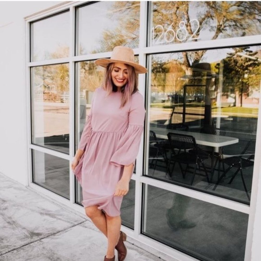 Brickyard Buffalo Womens Dress Size S Mauve Empire Waist Bell Sleeve Knee Length